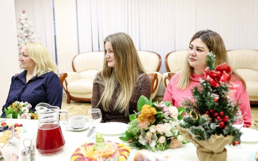 Глава Красногорска поздравил Мам с праздником