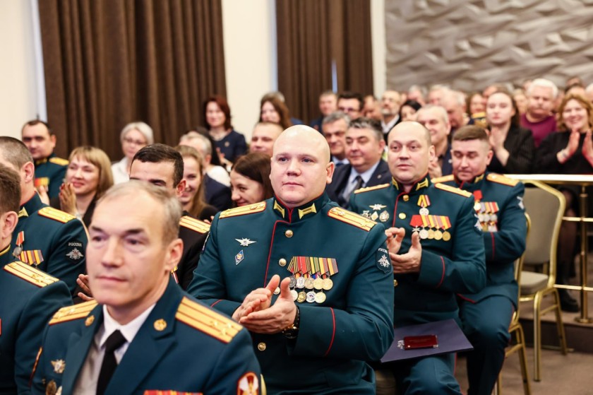 Дмитрий Волков поздравил с 206-летием Военно-инженерную академию в Нахабино и вручил награды военнослужащим