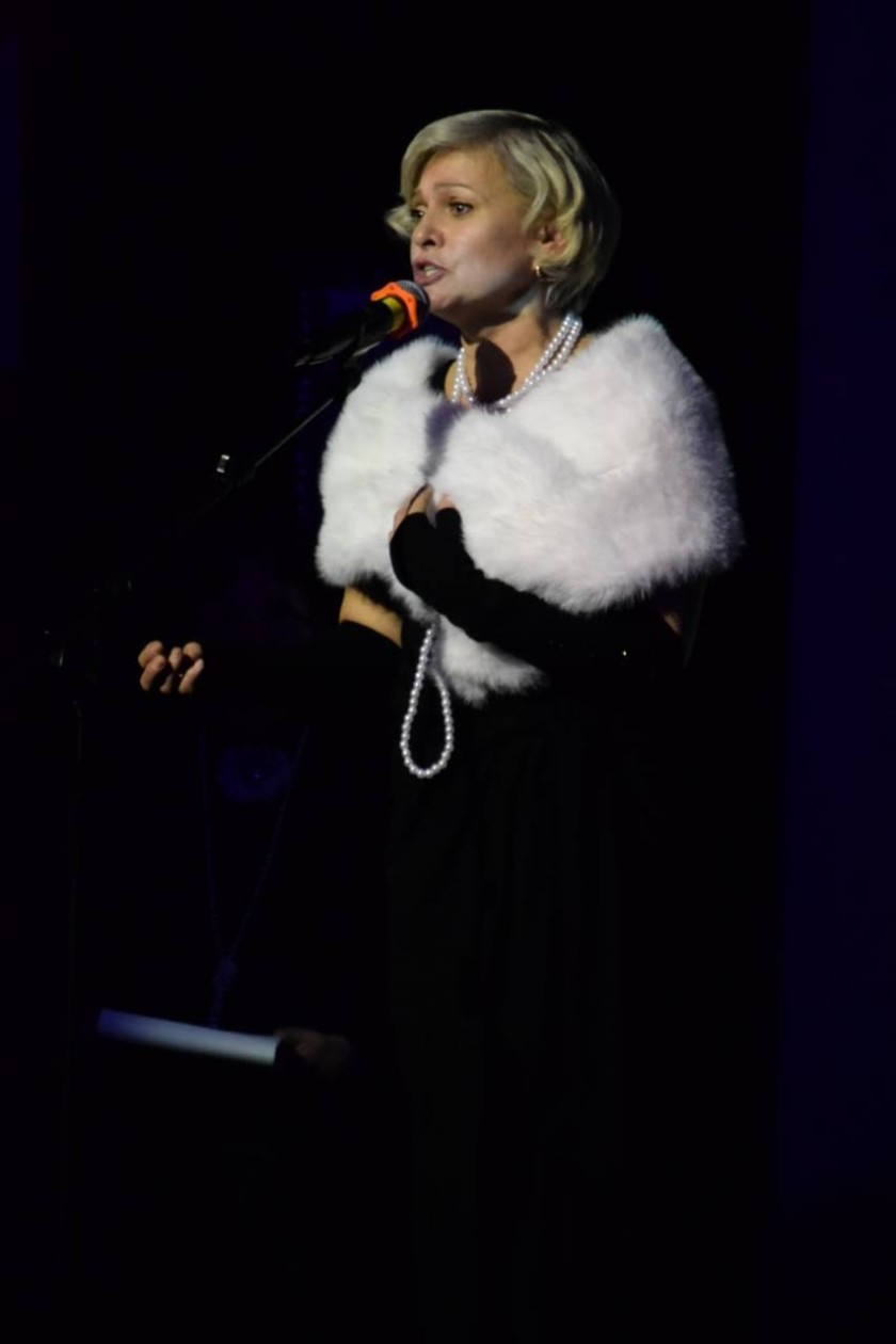 Литературно-музыкальная композиция «Жизнь без начала и конца»