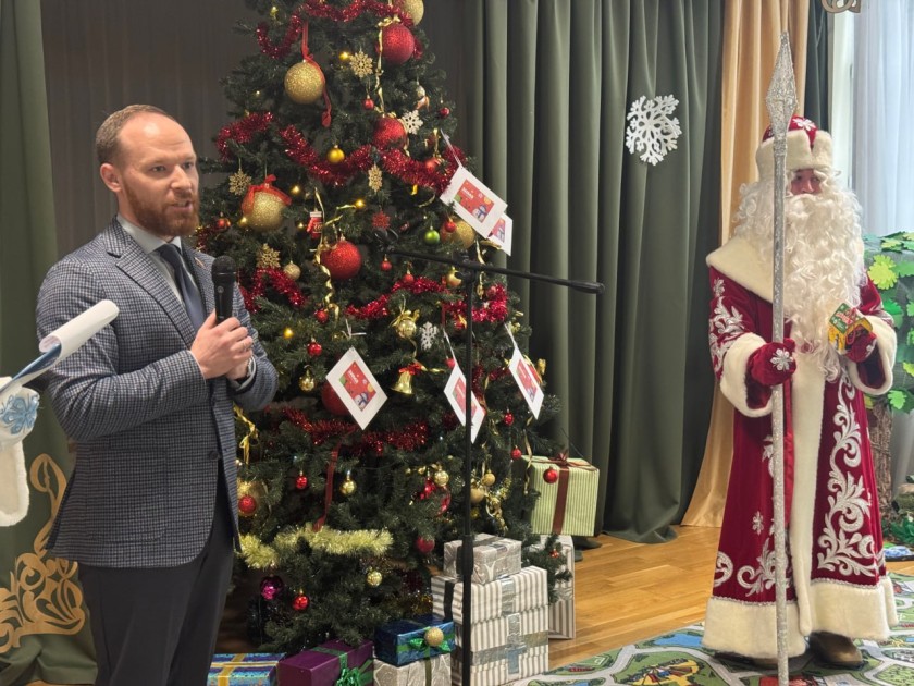 В Путилково прошла благотворительная акция «Елка желаний» для детей участников СВО