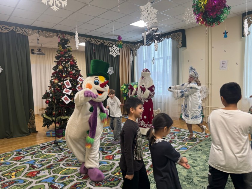 В Путилково прошла благотворительная акция «Елка желаний» для детей участников СВО