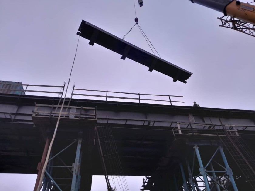 Завершено устройство свайного основания моста на дублере Пятницкого шоссе