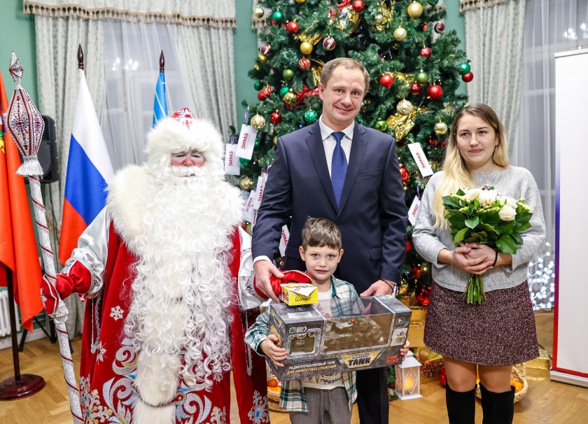 Акция «Елка желаний» состоялась в усадьбе «Знаменское-Губайлово»