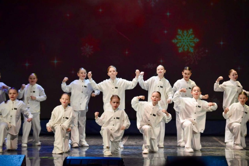 Во Дворце культуры «Подмосковье» состоялся концерт «Новый год зажигает ёлки»