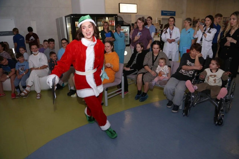 У юных пациентов Детского клинического центра им. Л.М. Рошаля исполнились мечты благодаря Госавтоинспекции Подмосковья и «Союзу безопасности дорожного движения»