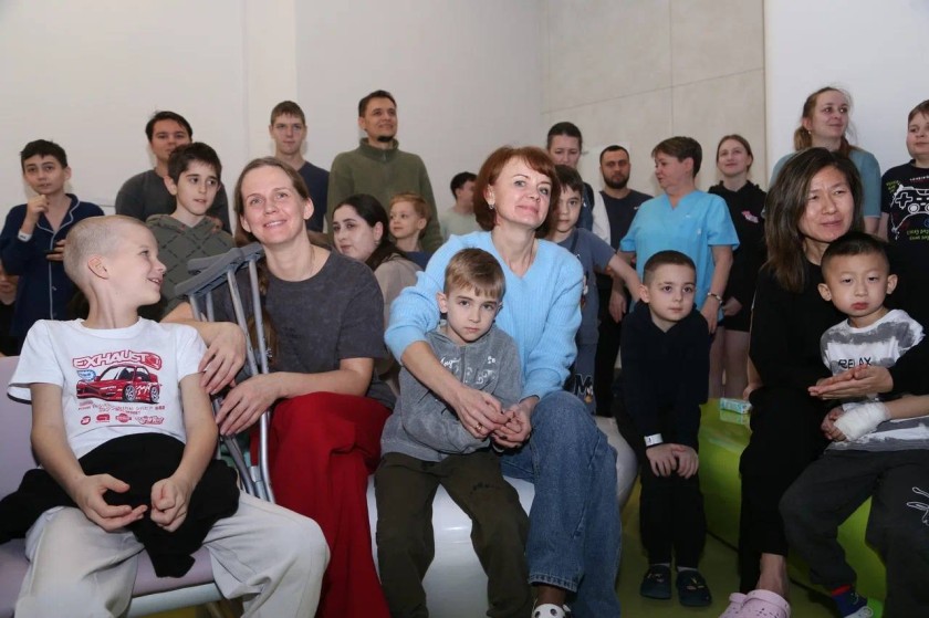 У юных пациентов Детского клинического центра им. Л.М. Рошаля исполнились мечты благодаря Госавтоинспекции Подмосковья и «Союзу безопасности дорожного движения»