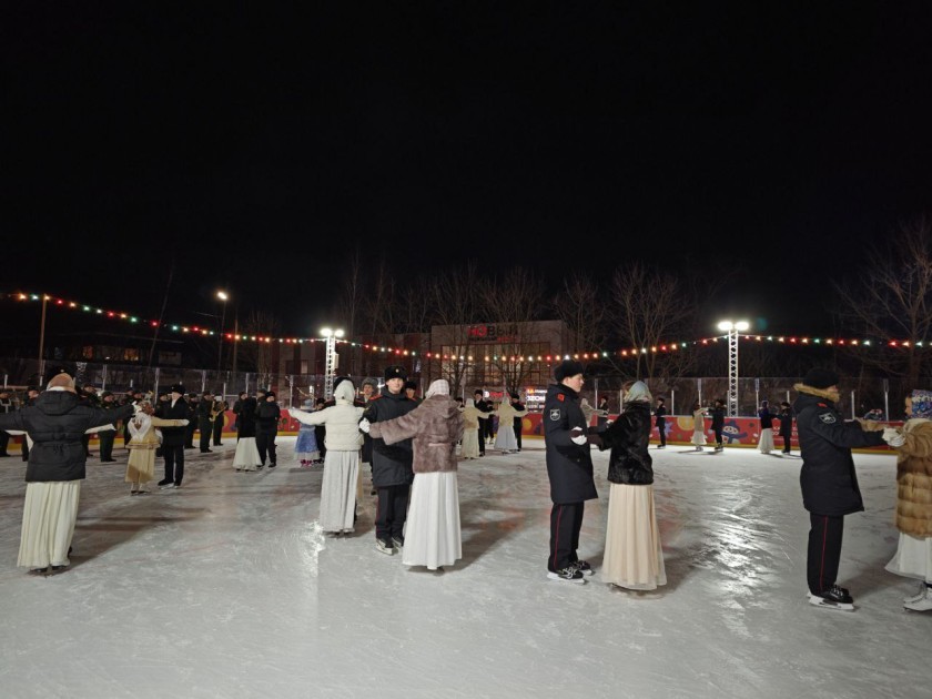 В Нахабино состоялся красочный и незабываемый Новогодний кадетский бал на льду