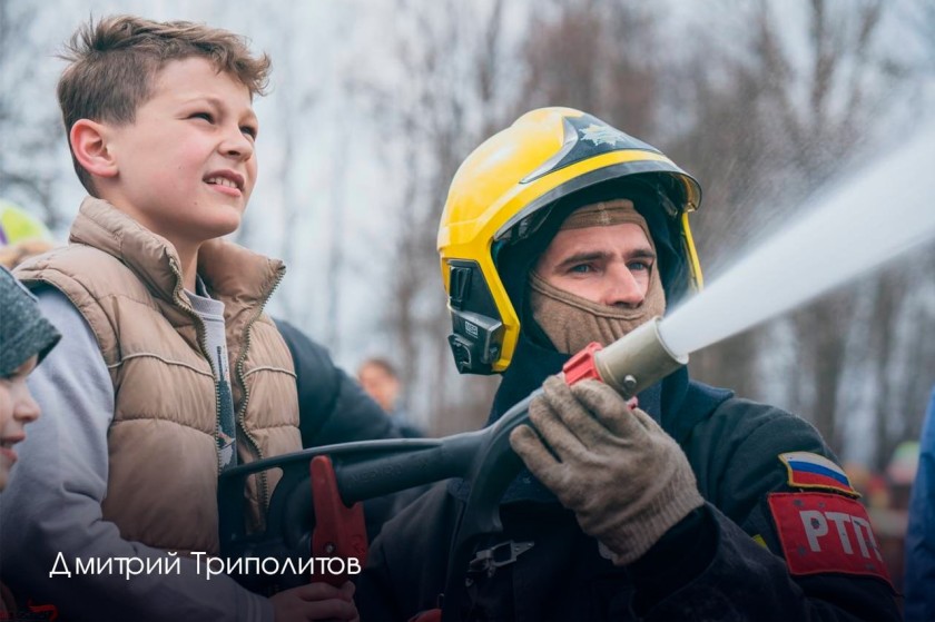 В Подмосковье вручили государственные и региональные награды спасателям в честь 35-летия МЧС России