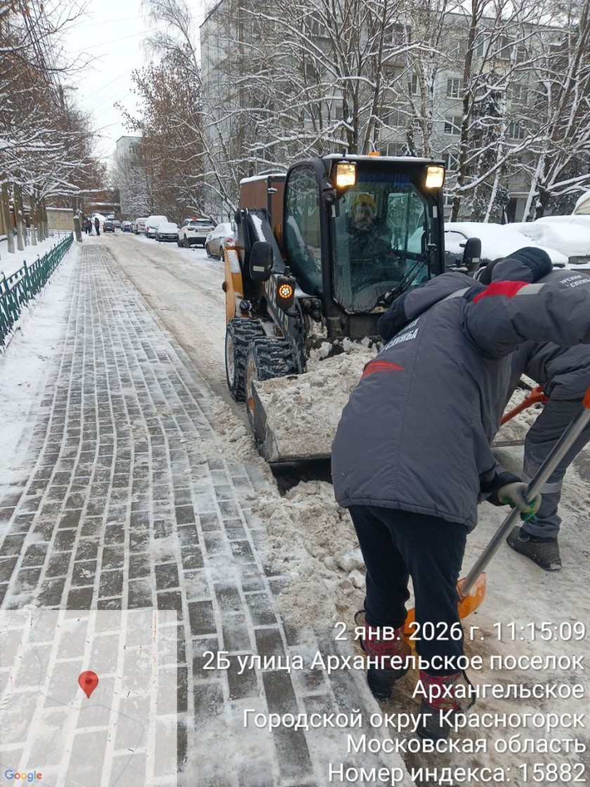 В Красногорске в уборке снега задействованы свыше 1100 работников служб и более 300 единиц техники