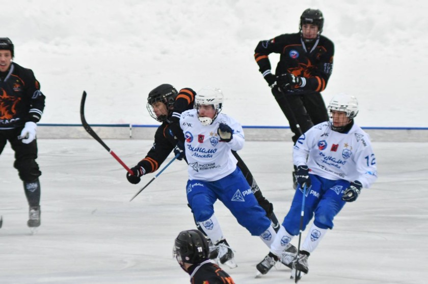 Первый тайм завершён: «Динамо» ведёт в матче за Суперкубок России!