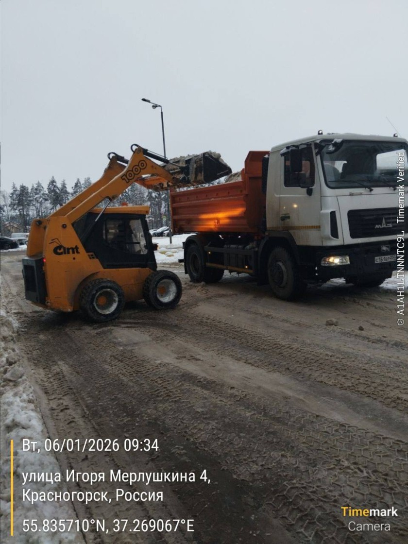 В городском округе Красногорск продолжается ежедневная уборка снега