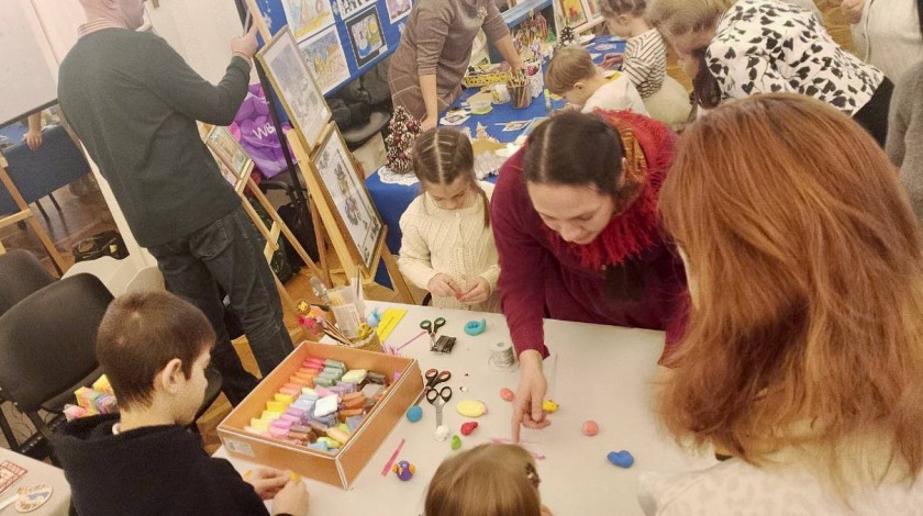 Во Дворце культуры «Подмосковье» прошёл фестиваль «Огни Рождественской ёлки»