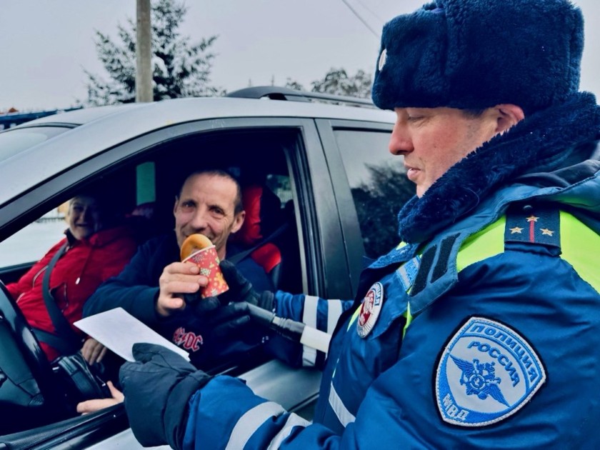 В Московской области сотрудники Госавтоинспекции провели акцию «За рулем - не крепче чая!»