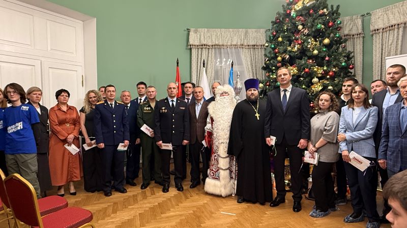 Красногорские полицейские исполнили желание юной жительницы в рамках акции «Ёлка желаний»