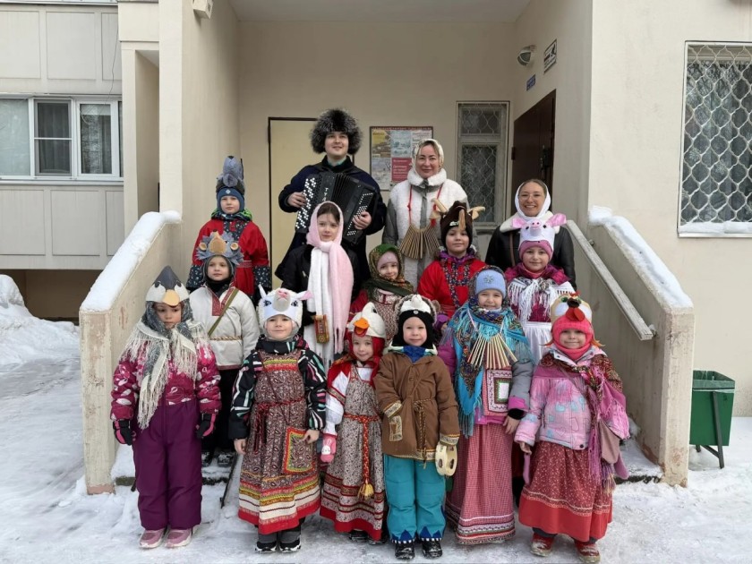 Культурно-досуговый клуб «Мечта» организовал праздник «Настали Святки – запевай колядки»