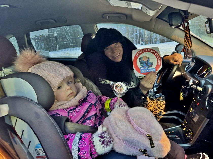 Автоинспекторы проконтролировали безопасность юных пассажиров