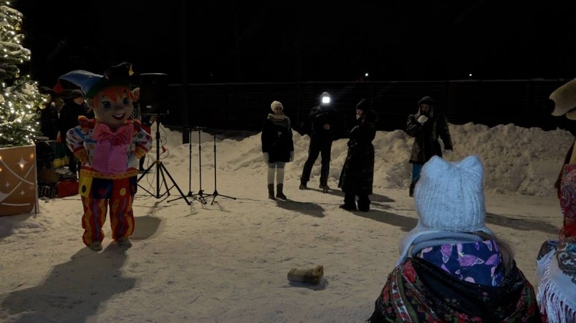 Традиционные святки отметили на обновленной набережной в поселке Красногорска