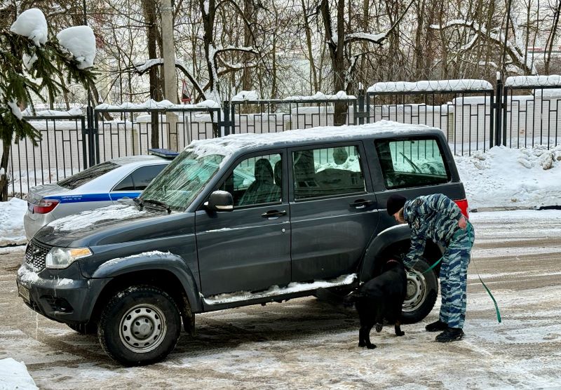 В Красногорске полицейские, общественник и представители Московского Университета МВД России имени В.Я. Кикотя присоединились к акции «Студенческий «десант»