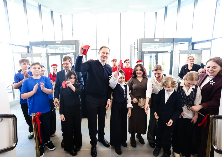 Дмитрий Волков принял участие в открытии школы в микрорайоне «Изумрудные холмы»