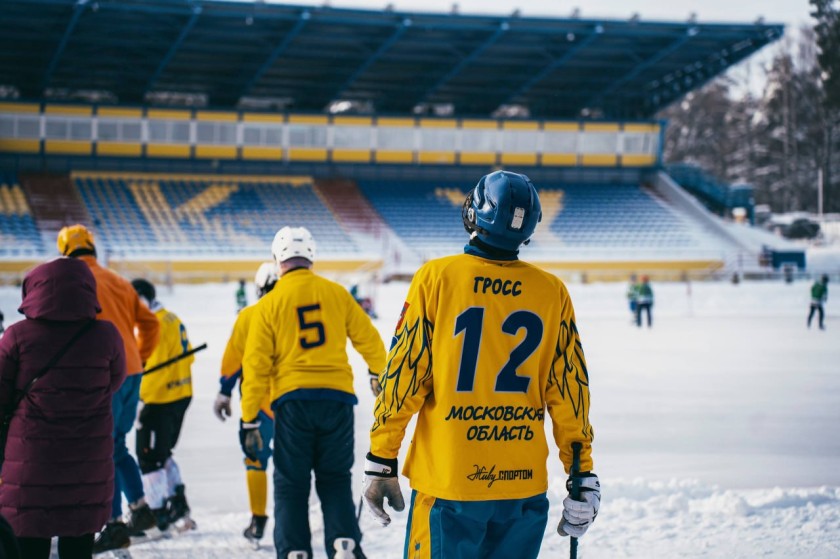 На стадионе «Зоркий» прошел турнир по мини-хоккею с мячом, посвященный памяти выдающегося тренера М.К. Девишева
