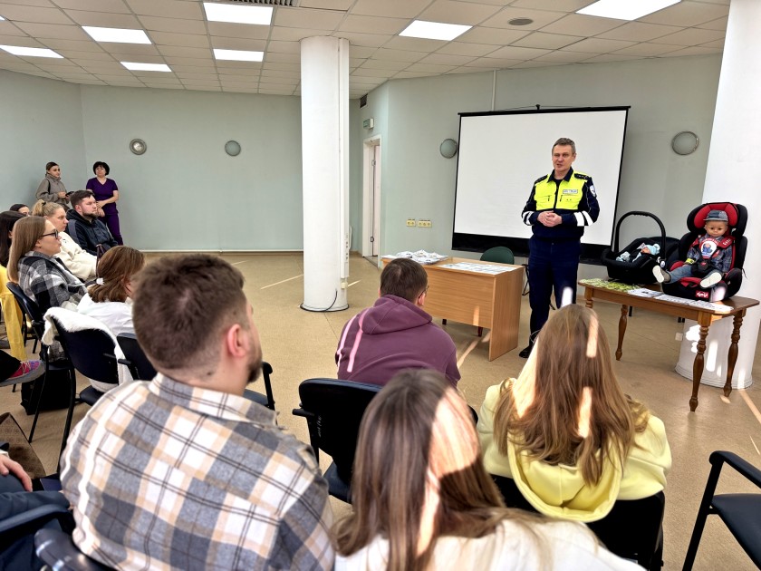 Безопасность начинается с первой поездки: в Красногорске прошли ликбезы для будущих мам