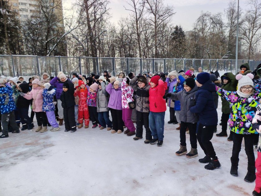 Новый стадион корпуса школы №18 открыли в Красногорске