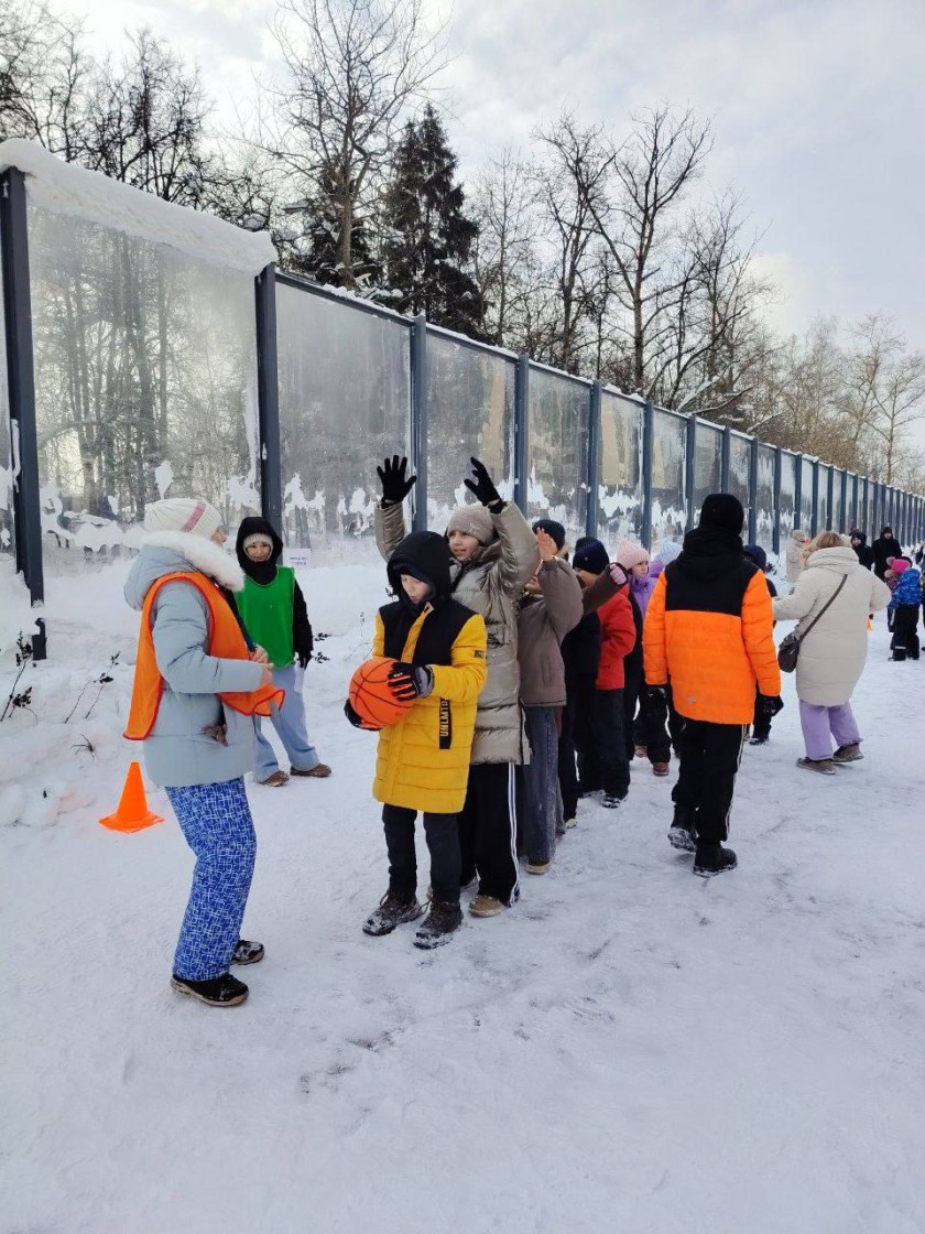 Новый стадион корпуса школы №18 открыли в Красногорске