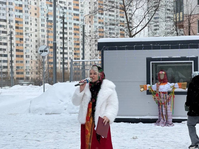 В школе №19 в Павшинской пойме отпраздновали Масленицу