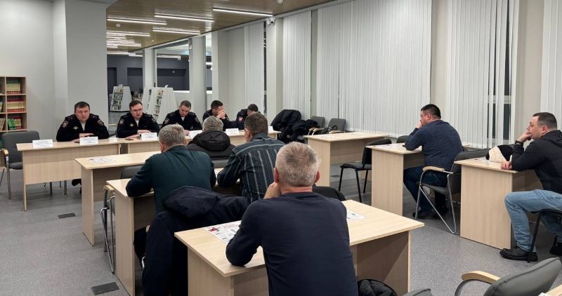 Участковые уполномоченные полиции в Красногорске завершили отчеты перед населением