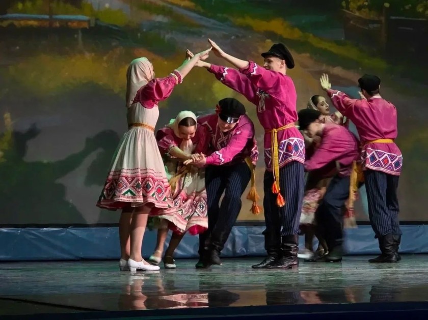 В Красногорске отметили 80‑летний юбилей народного ансамбля танца «Русская сторонка»