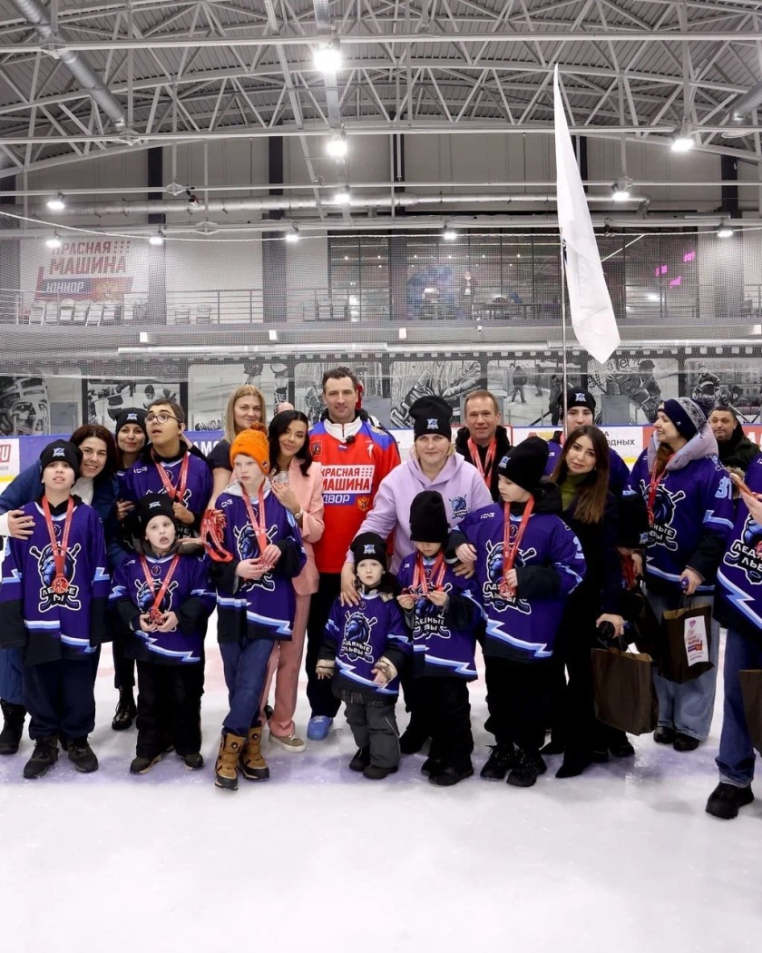 В Красногорске появился новый клуб по адаптивному хоккею — «Красная Машина Следж»