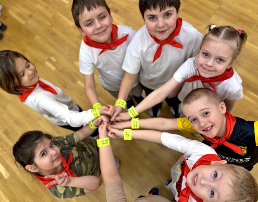 Знания через игру! В школе №10 Красногорска прошёл необычный квест от ГИБДД