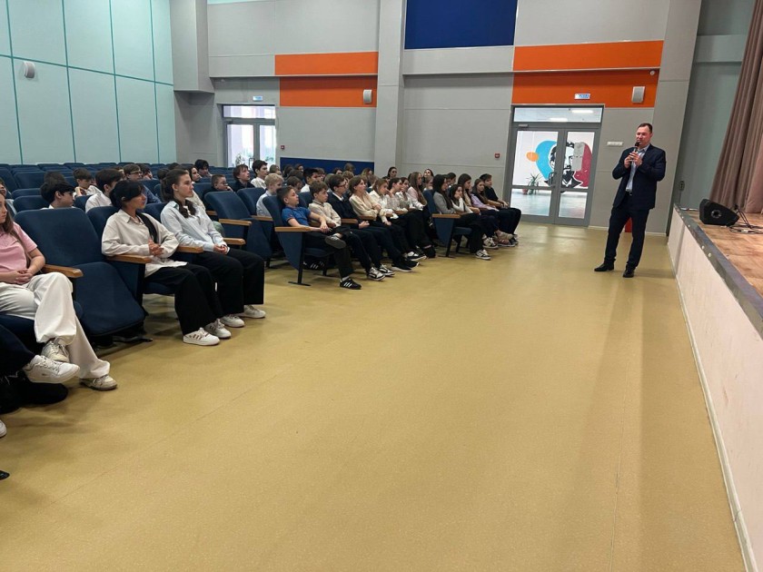 Школьникам в Красногорске рассказали, как спорт влияет на становление личности