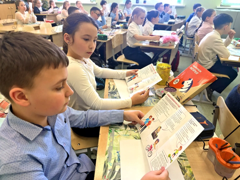 Автоинспекторы Красногорска провели урок безопасности для школьников