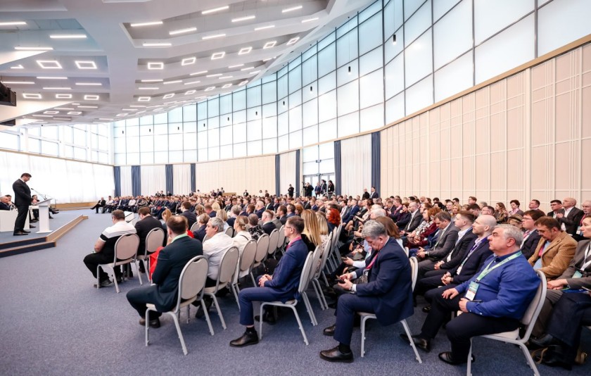 Дмитрий Волков принял участие в форуме «Эффективная РСО: от стандарта к цифре и качеству»