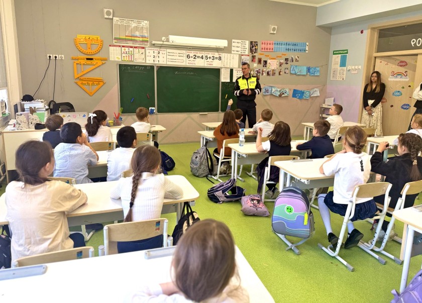 Наши дети и дорога: уроки безопасности от Госавтоинспекции