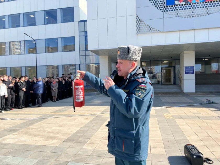 В лицее № 1 прошла учебная эвакуация