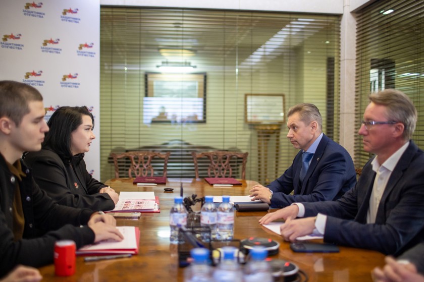 Государственный фонд «Защитники Отечества» и Всероссийское общественное движение Волонтеры-медики подписали соглашение о сотрудничестве.