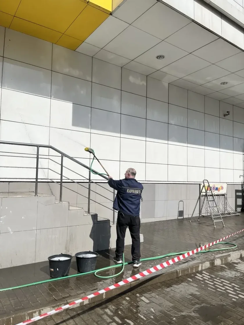 Представители бизнеса активно участвуют в месячнике благоустройства и проводят субботники на территориях своих объектов