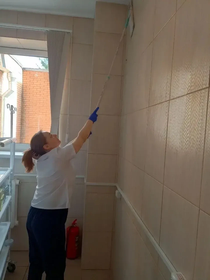 Во врачебной амбулатории «Архангельское», как и во всех подразделениях Красногорской клинической больницы, прошёл субботник