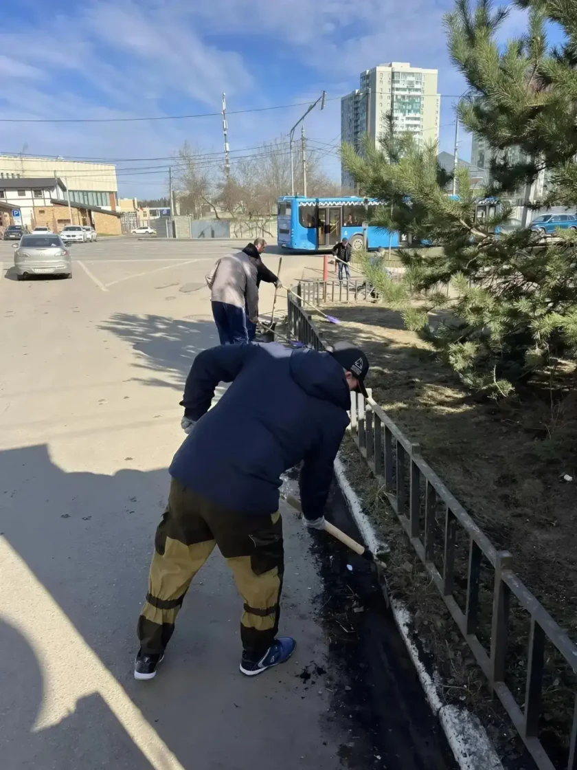Сотрудники АО «Водоканал» присоединились к месячнику благоустройства