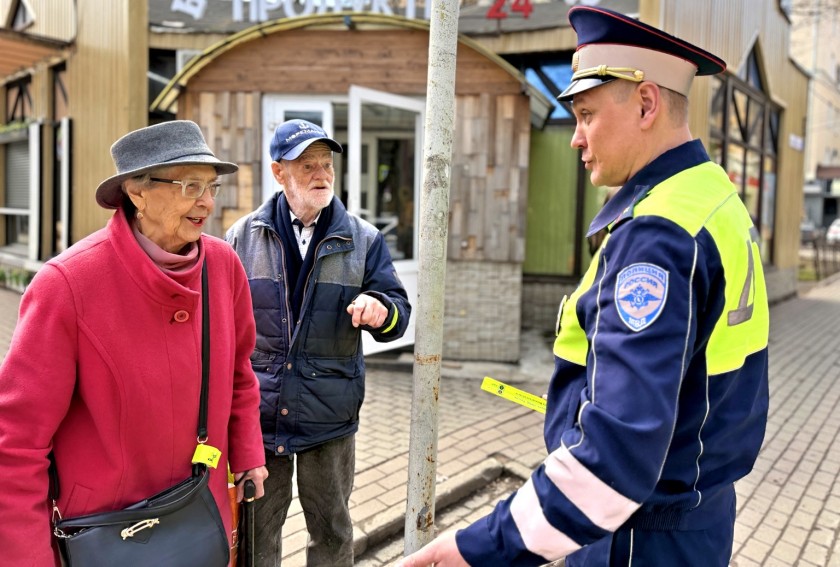 В праздник Вербного воскресенья, особое внимание уделяется пожилым людям