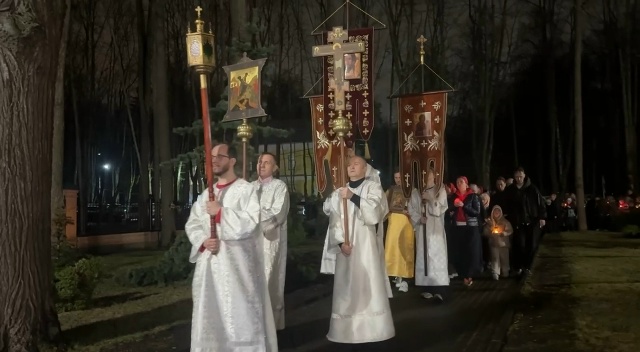 Крестные ходы прошли в храмах Красногорска в честь Пасхи