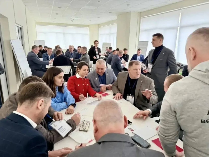 В подмосковном Красногорске состоялось торжественное открытие программ повышения квалификации для ветеранов спецоперации на базе Московского областного филиала РАНХиГС при Президенте РФ