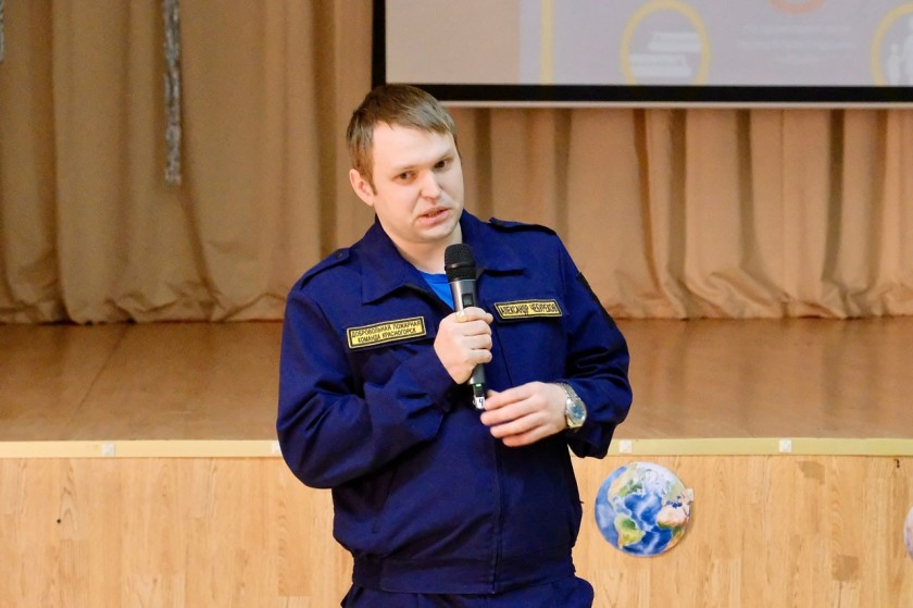 Учащимся школы №18 напомнили о важности соблюдения правил безопасного поведения на железной дороге