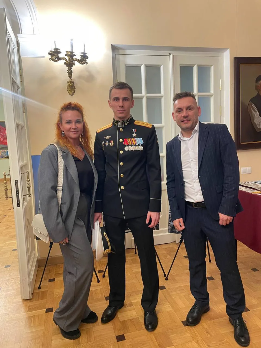 Режиссер из Красногорска отмечен Благодарностью Минобороны РФ за спектакль о Курске