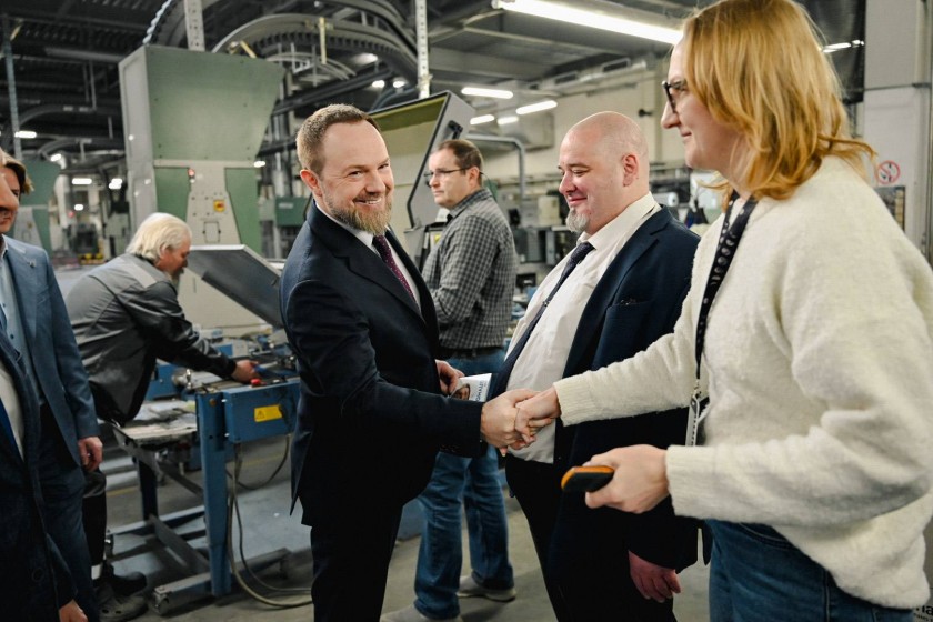 Сергей Колунов поздравил коллектив «Первого полиграфического комбината» с Днём российской полиграфии