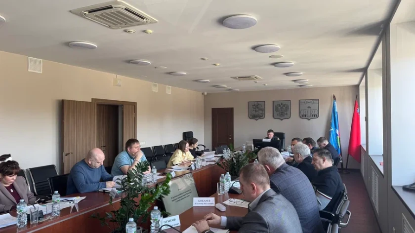 В администрации городского округа Красногорск состоялось заседание Комиссии по предупреждению и ликвидации чрезвычайных ситуаций и обеспечению пожарной безопасности