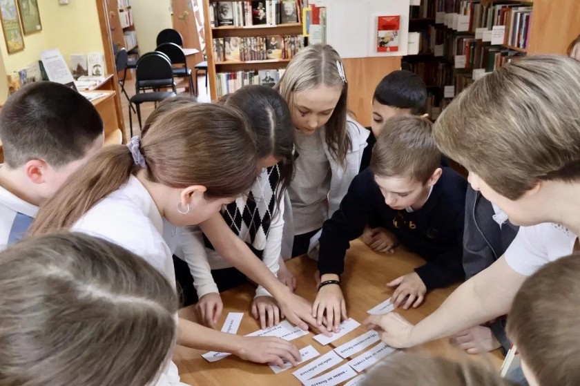 В Красногорске прошла интерактивная историческая программа «Георгиевская ленточка»