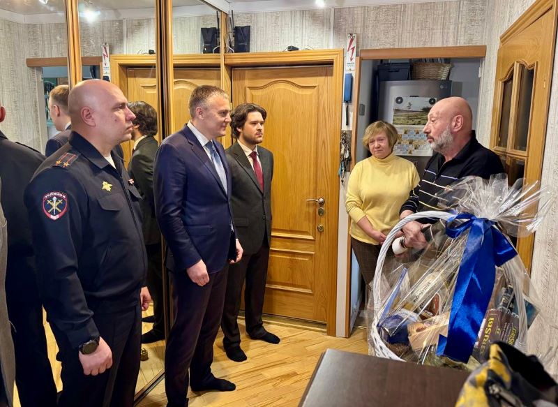 В Красногорске сотрудники полиции поздравили бывших коллег с Днем ветерана органов внутренних дел